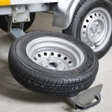 ausziehbarer-Ersatzradhalter 05